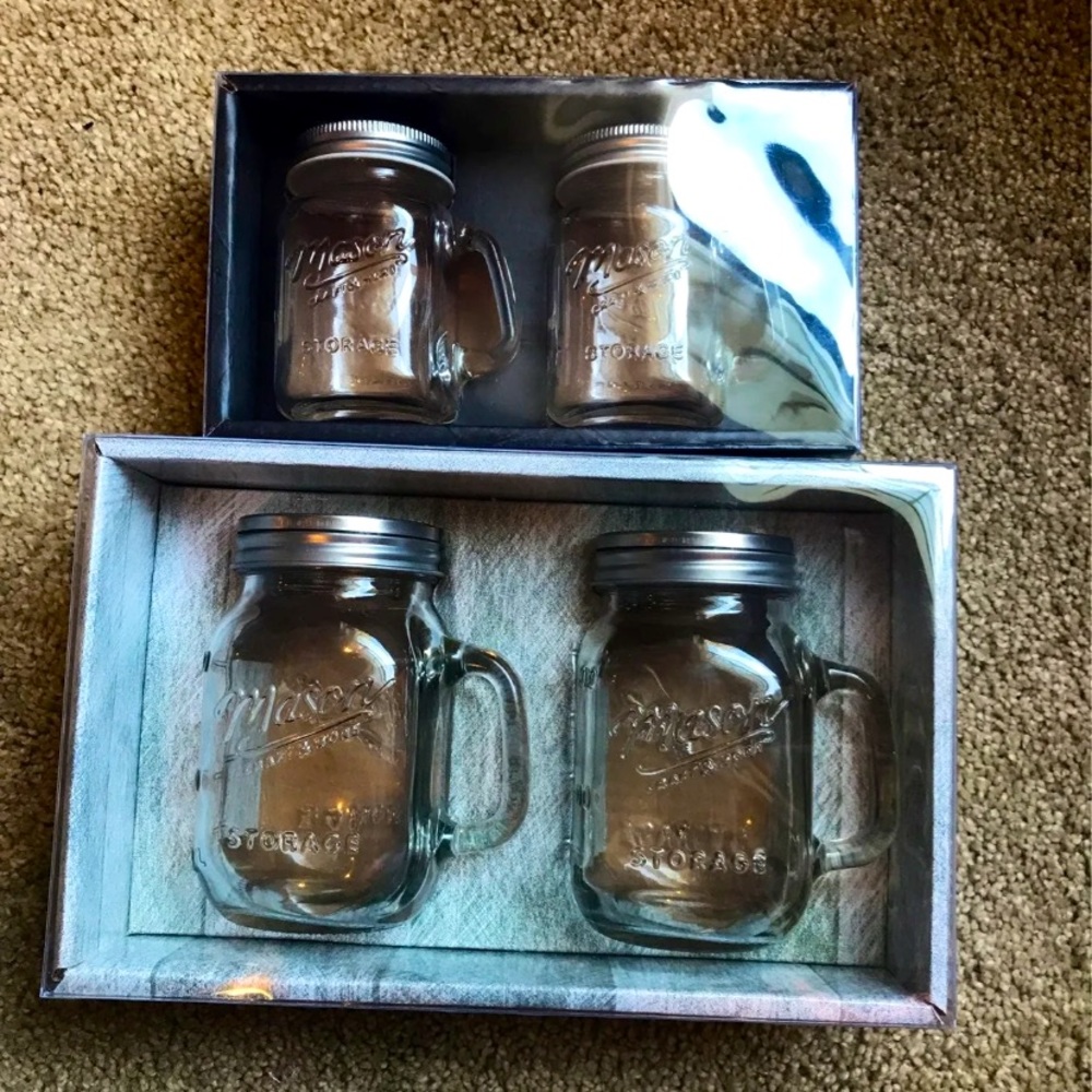 Mason Jar Salt & Pepper Shakers Set